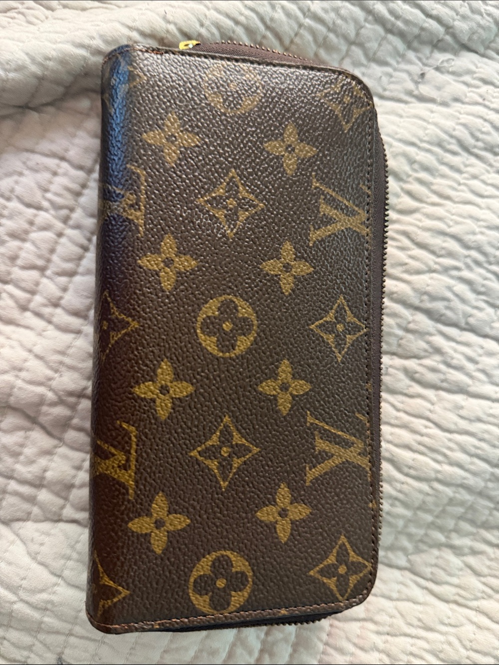 Vintage Early 2000s Authentic Louis Vuitton Monogram Zippy Organizer Wallet